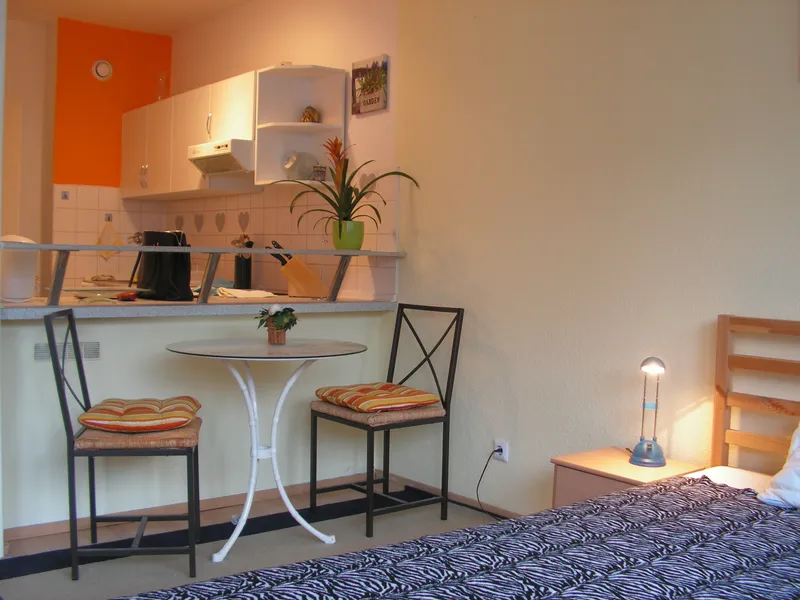 Möbliertes City-Apartment, Charlottenburg, Fritschestr., 10 Min. von Ku'damm/Adenauerpl., von privat — photo 1